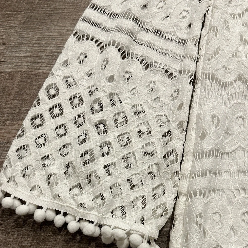 White Lace shift mini Dress with pompom ricrac details size small - Picture 13 of 13